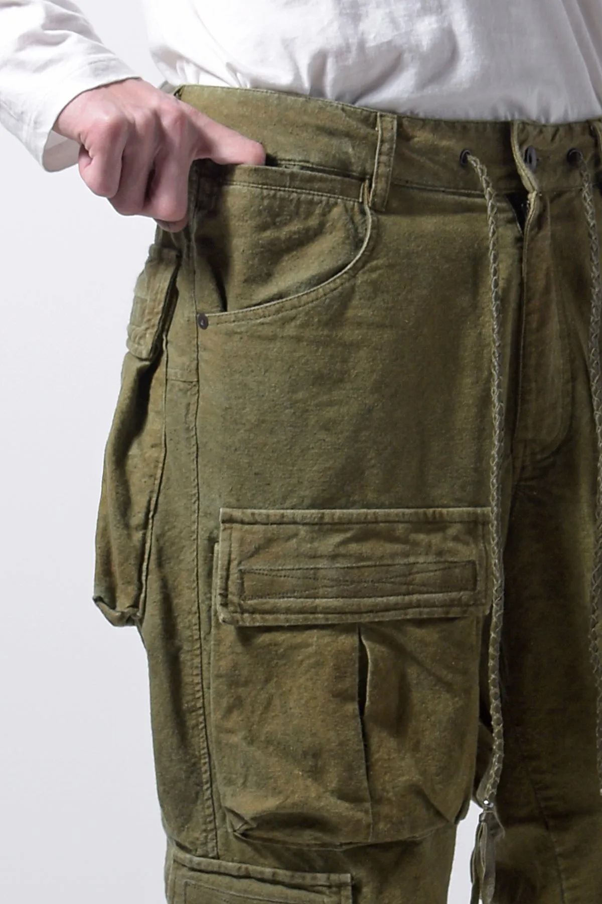 2202-PT03 Multipul Cargo Pants 02 Khaki