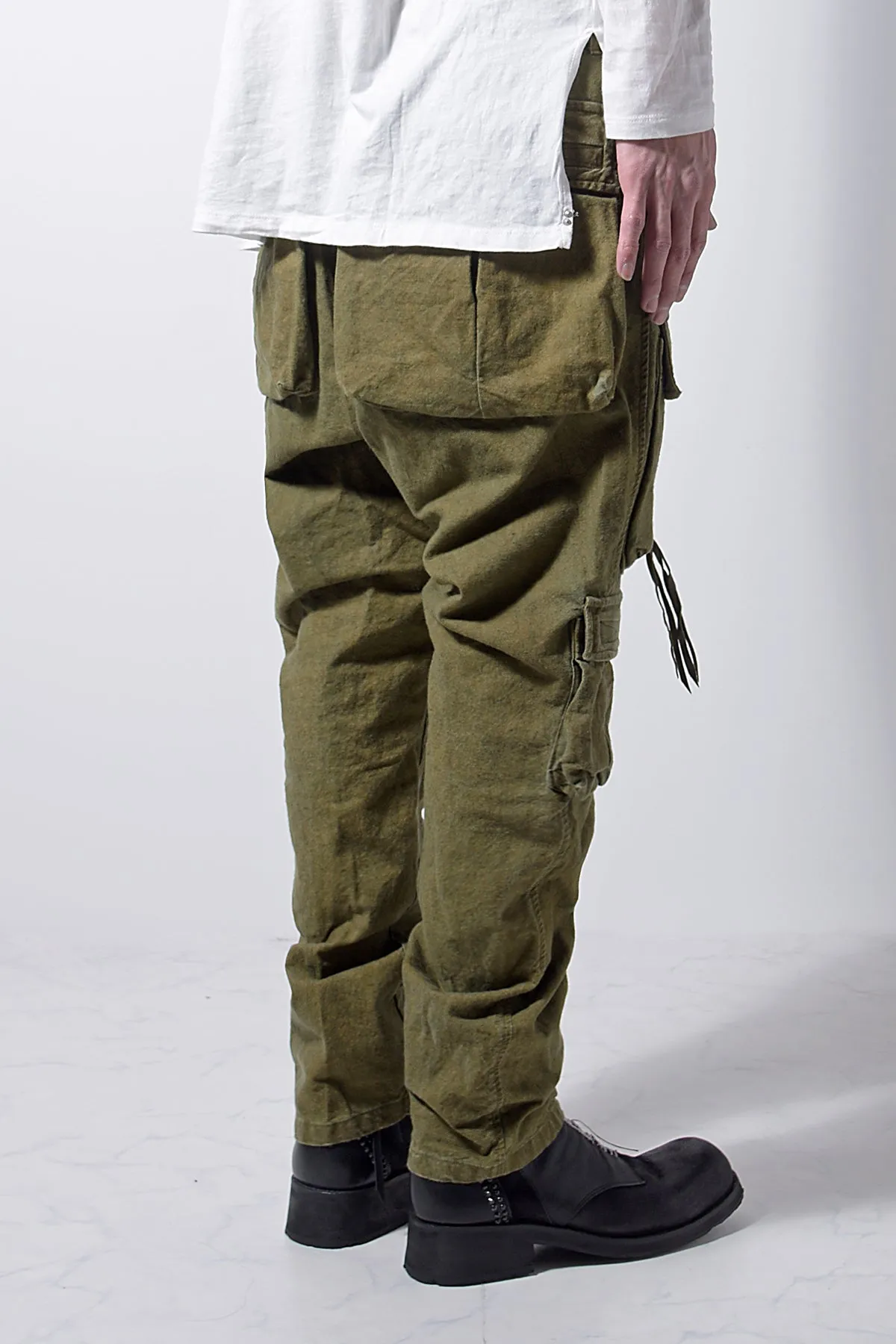 2202-PT03 Multipul Cargo Pants 02 Khaki