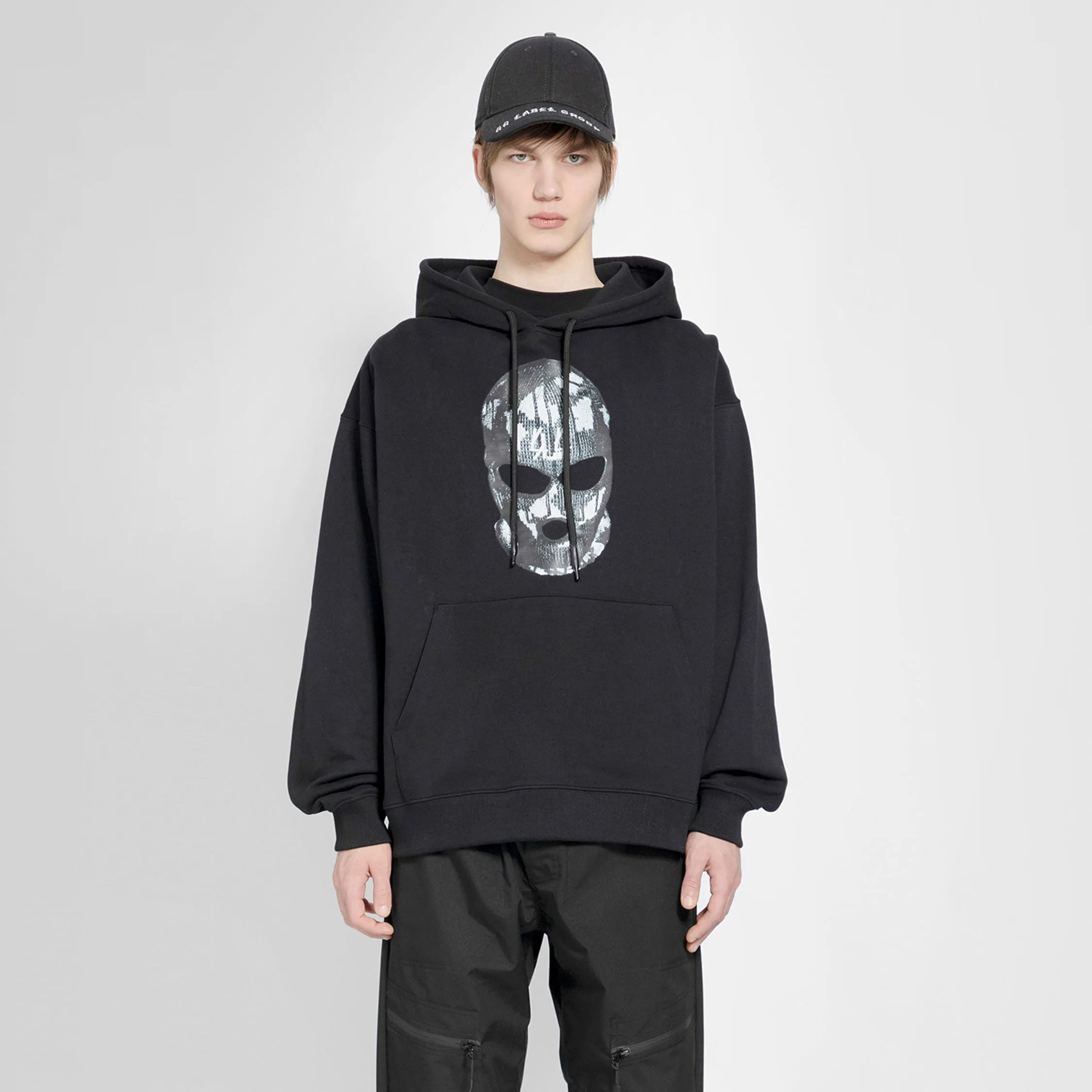 44 LABEL GROUP MAN BLACK SWEATSHIRTS