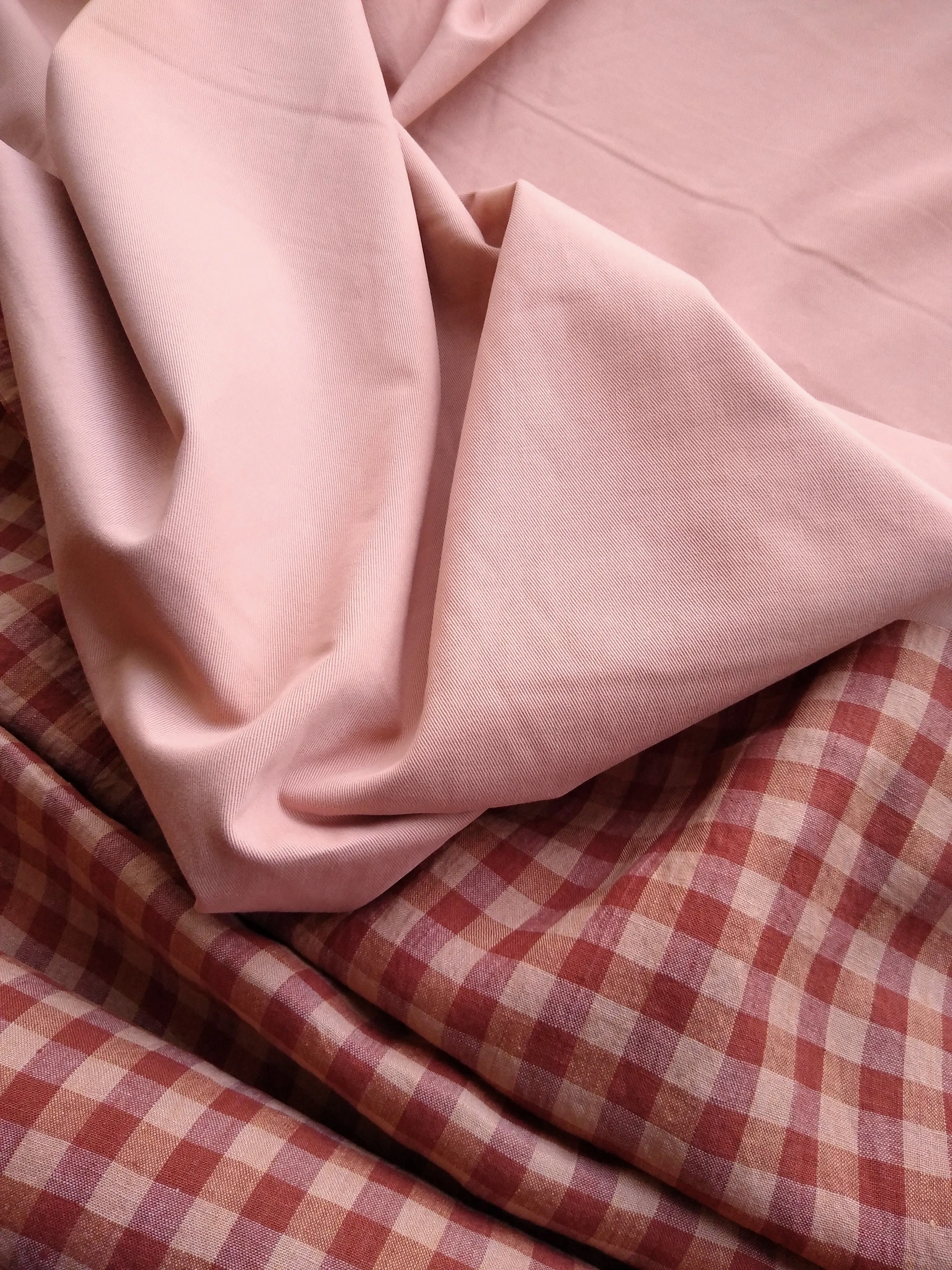 8oz Organic Twill / Effie Pink