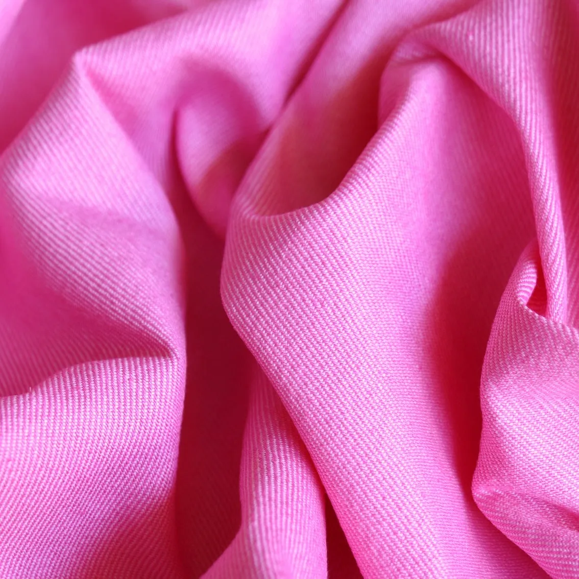 Barbie Pink Raffia/Linen