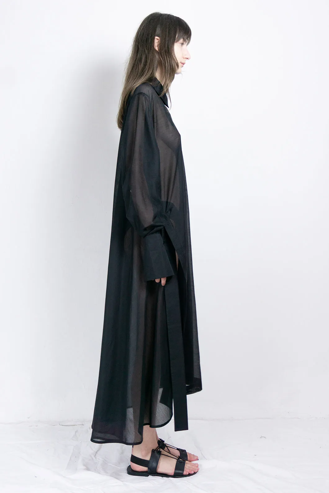 Black silk elongated post-gender shirt