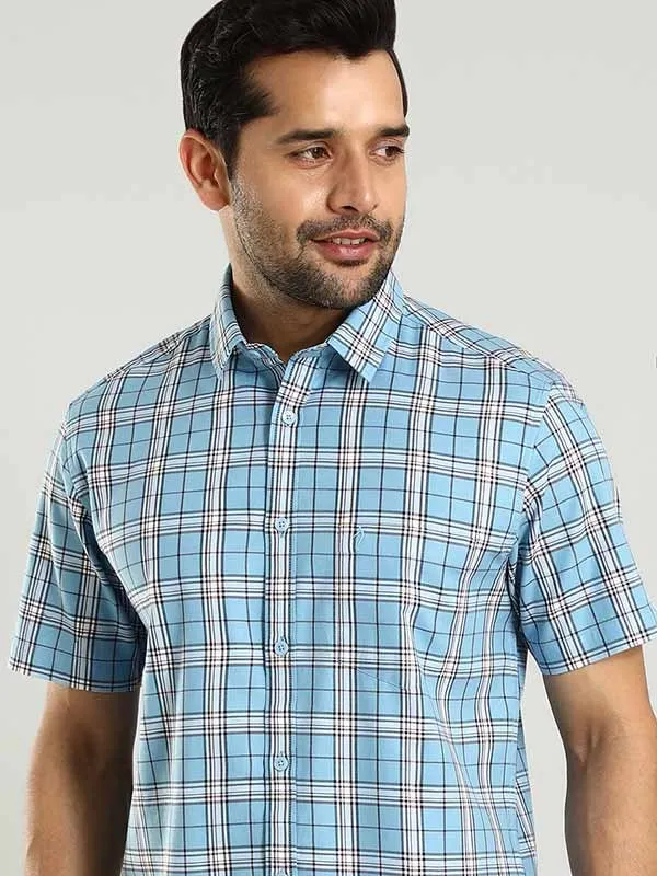 Men Checked Half Sleeve Cotton Shirt