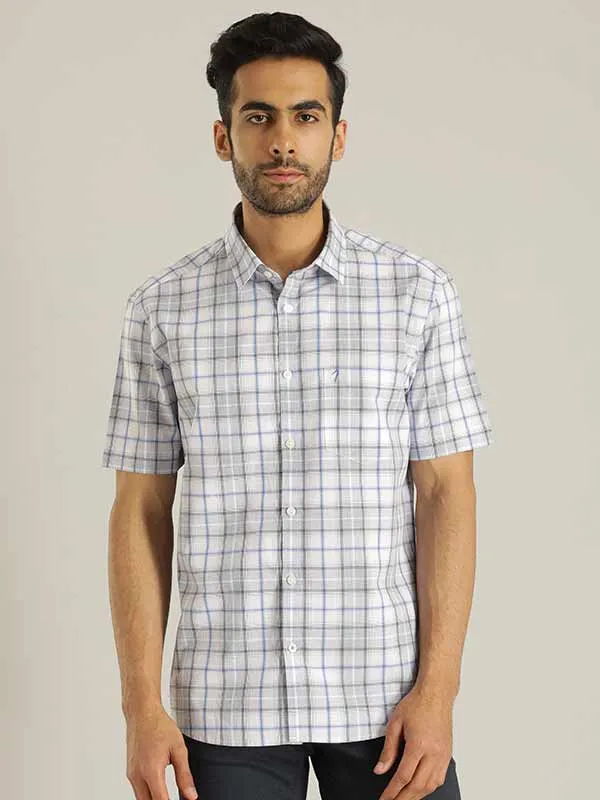 Men Checked Half Sleeve Cotton Shirt