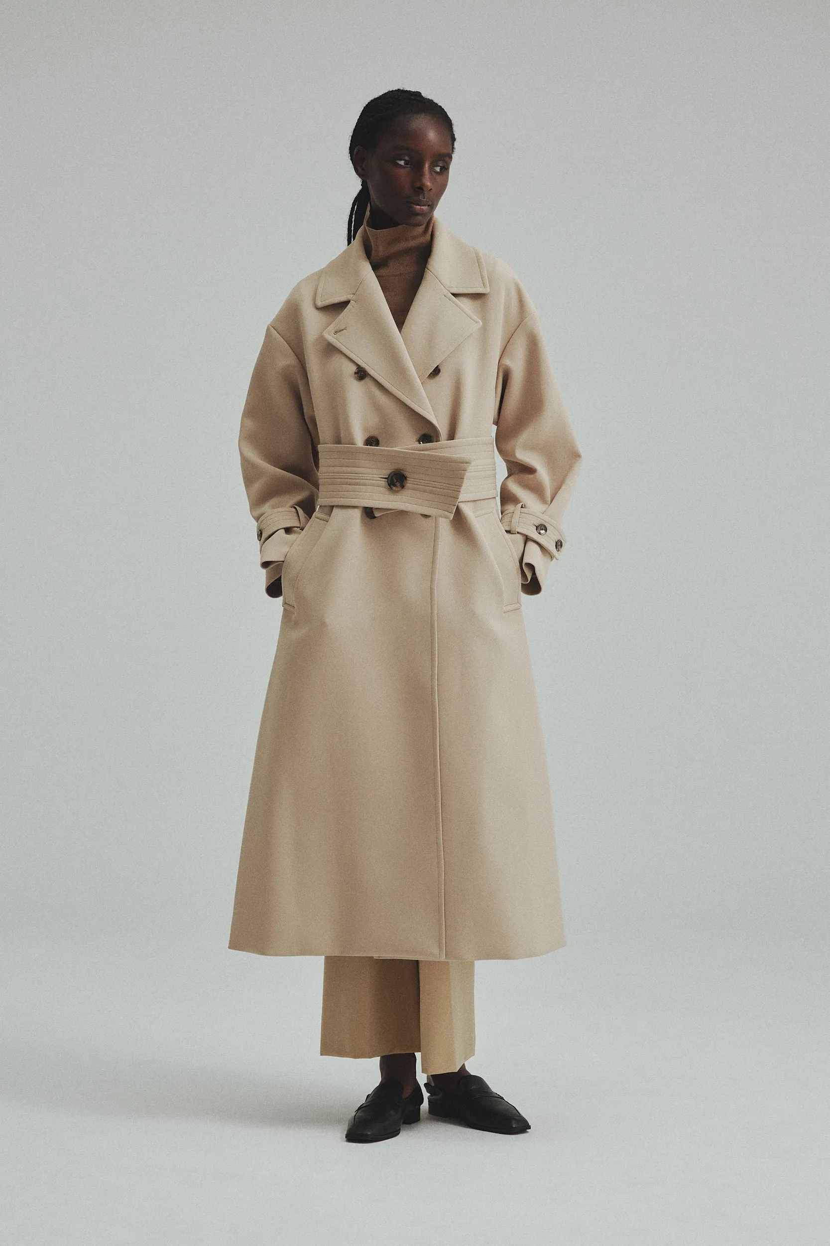 Wide belt  Trench coat